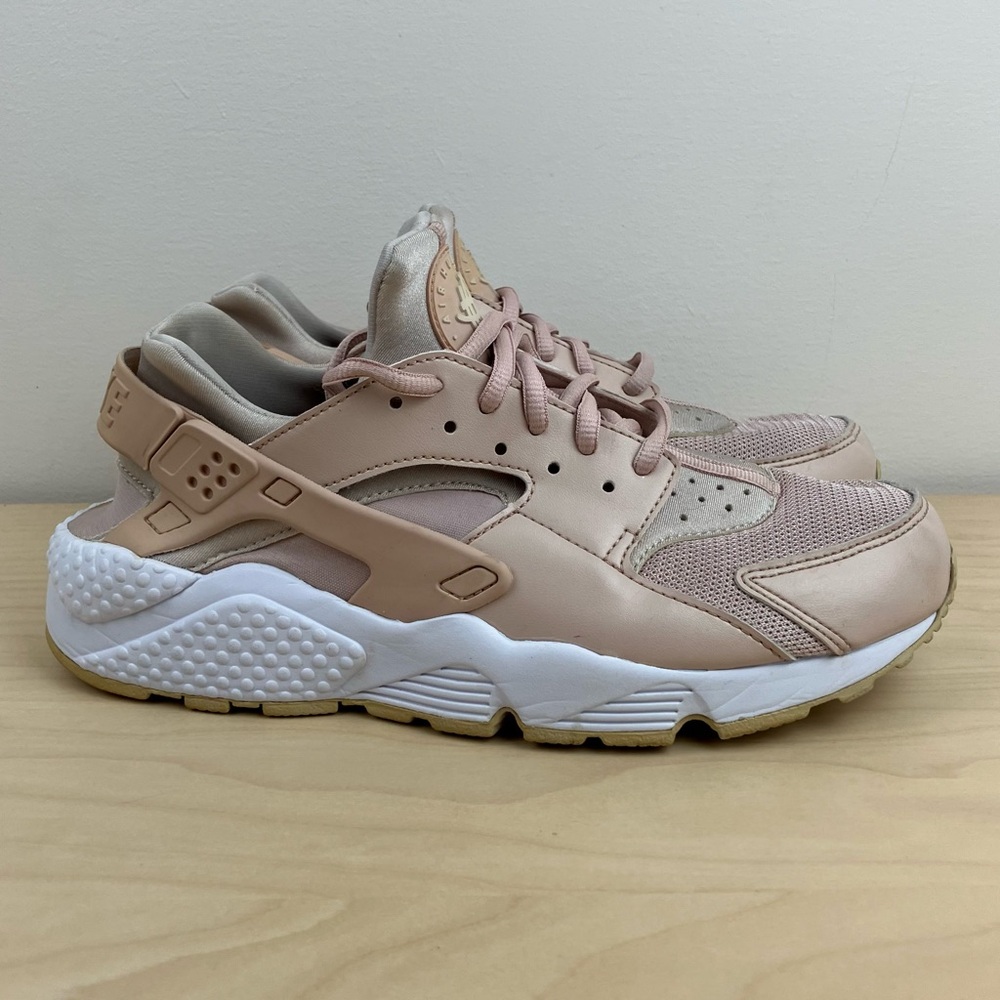 Nike Women’s Size 8.5 Air Huarache Particle Pink Athletic Running Shoes